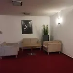 Monde Hotel