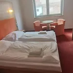 Monde 4* Uherský Brod