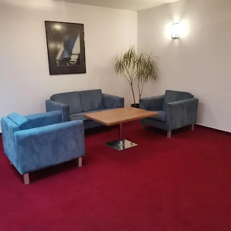 Monde 4* Uherský Brod