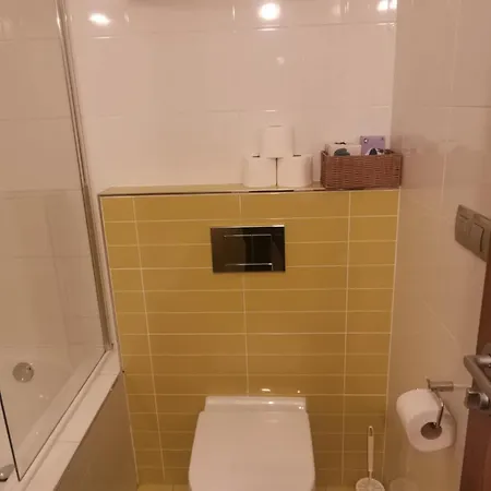 Monde Hotel