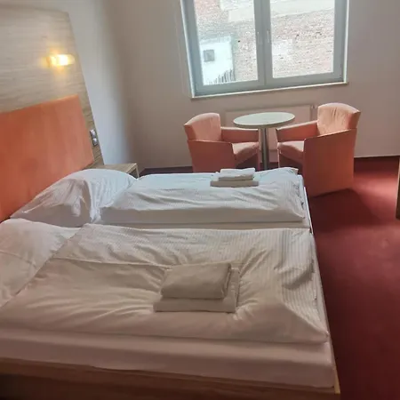 Monde 4* Uherský Brod