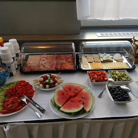 Monde 4* Uherský Brod