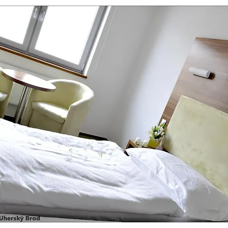 Monde 4* Uherský Brod