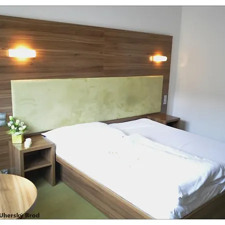Monde Hotel 4*