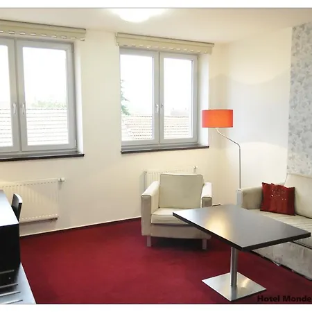 Monde 4* Uherský Brod