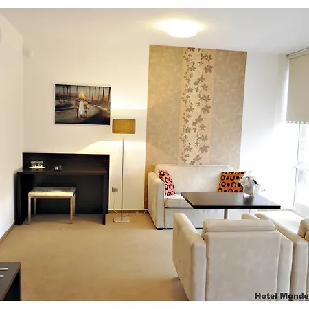 Hotel Monde 4*