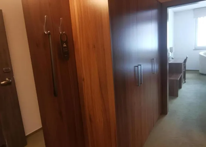 Monde Uherský Brod